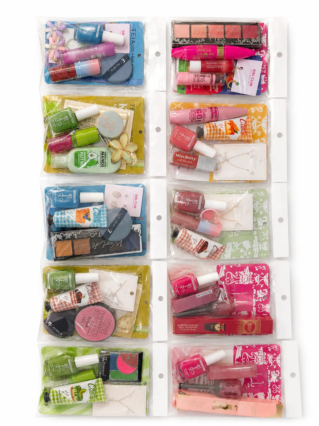 Set de maquillaje y accesorios Girl Club con paleta de sombras y labiales - foto 3